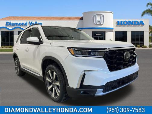 2025 Honda Pilot Touring 8-Passenger