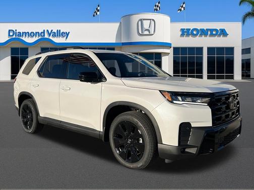 Platinum White Pearl 2026 Honda Pilot Black Edition