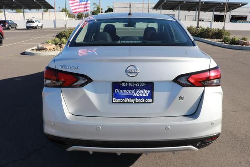 2023 Nissan Versa 1.6 S