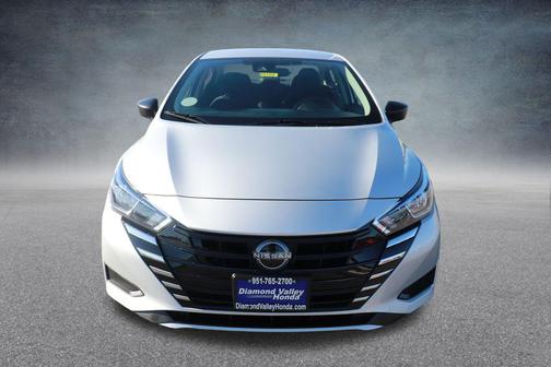 2023 Nissan Versa 1.6 S