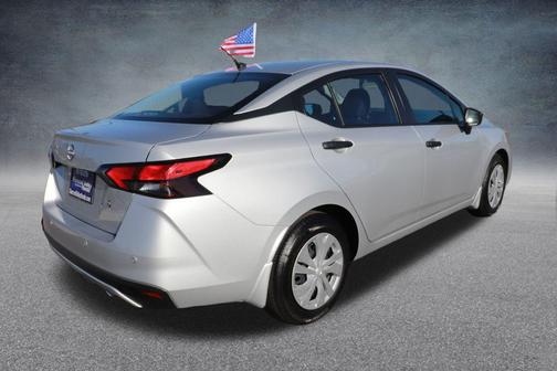 2023 Nissan Versa 1.6 S