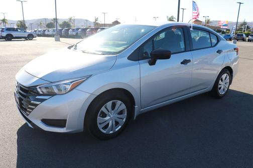 2023 Nissan Versa 1.6 S
