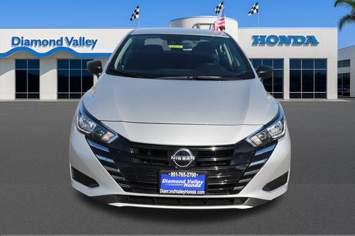 2024 Nissan Versa 1.6 S