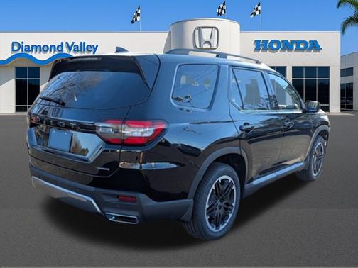 2026 Honda Pilot Touring 8-Passenger