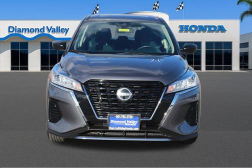2024 Nissan Kicks S