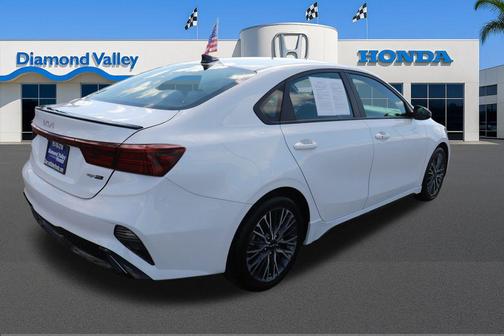 2023 Kia Forte GT-Line