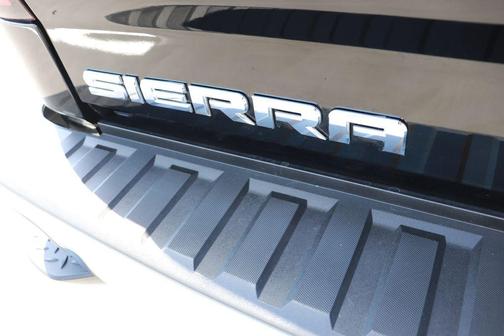 Onyx Black 2015 GMC Sierra 1500 SLT