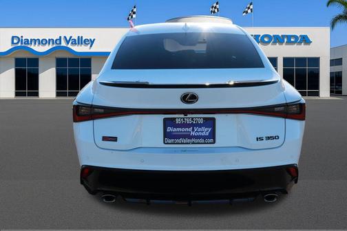 2022 Lexus IS 350 Base