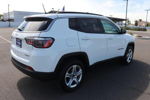 2023 Jeep Compass Latitude