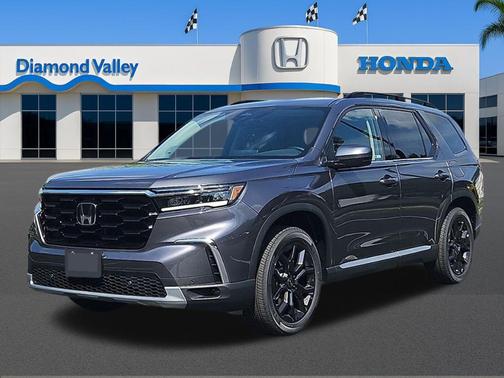 2025 Honda Pilot Touring 8-Passenger