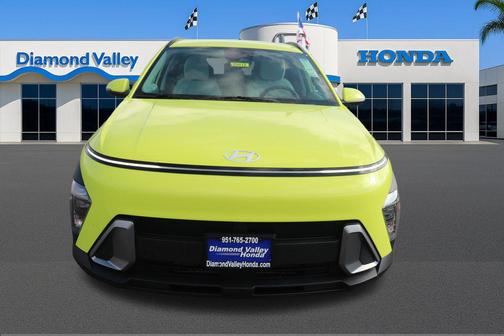 2025 Hyundai KONA SEL
