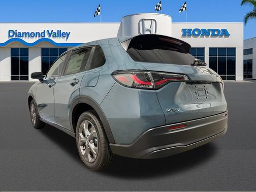 2026 Honda HR-V LX