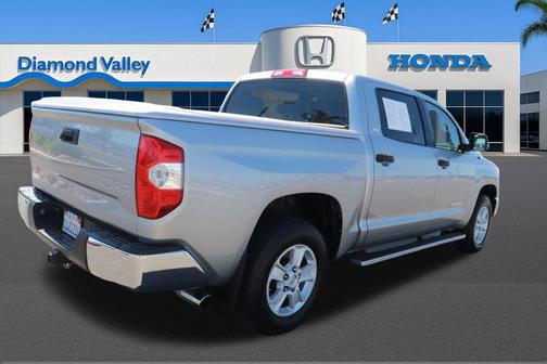 2017 Toyota Tundra SR5