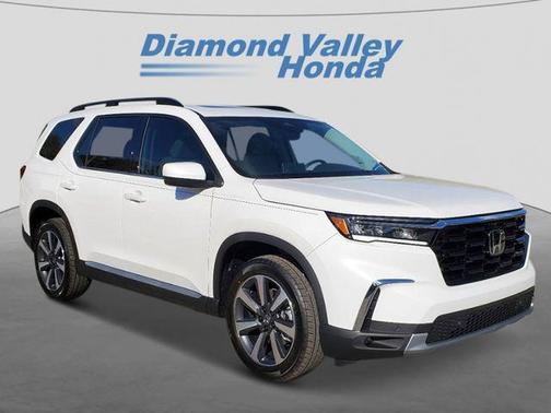 2025 Honda Pilot Touring 8-Passenger
