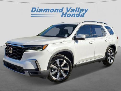 2025 Honda Pilot Touring 8-Passenger