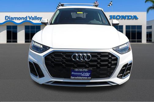 Ibis White 2022 Audi Q5 45 S line Premium Plus