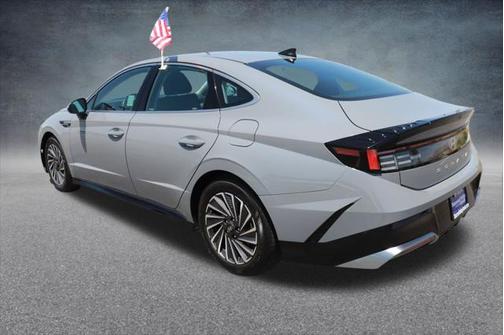 2024 Hyundai SONATA Hybrid SE