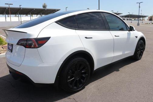 2023 Tesla Model Y Long Range Dual Motor All-Wheel Drive