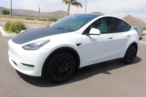 2023 Tesla Model Y Long Range Dual Motor All-Wheel Drive