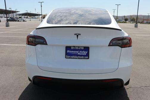 2023 Tesla Model Y Long Range Dual Motor All-Wheel Drive