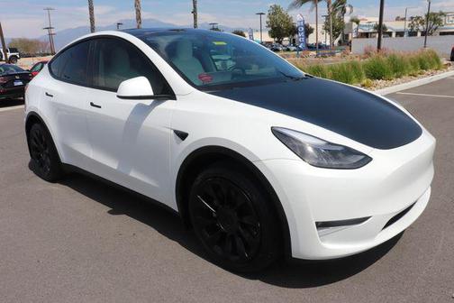 2023 Tesla Model Y Long Range Dual Motor All-Wheel Drive