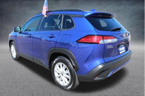 2024 Toyota Corolla Cross LE