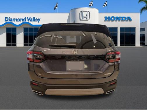 2025 Honda Pilot Touring 8-Passenger