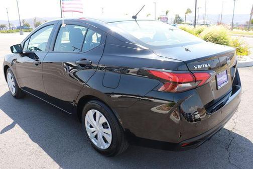 2024 Nissan Versa 1.6 S
