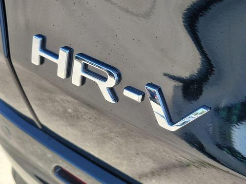 Crystal Black Pearl 2027 Honda HR-V EX-L