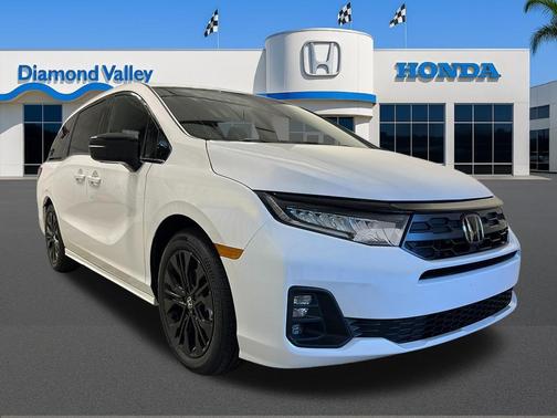 Platinum White Pearl 2026 Honda Odyssey Sport-L