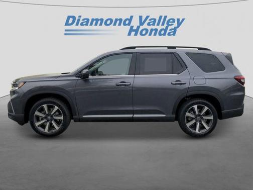 2025 Honda Pilot Touring 8-Passenger
