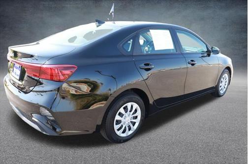 2024 Kia Forte LX