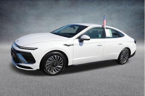 2024 Hyundai SONATA Hybrid SE