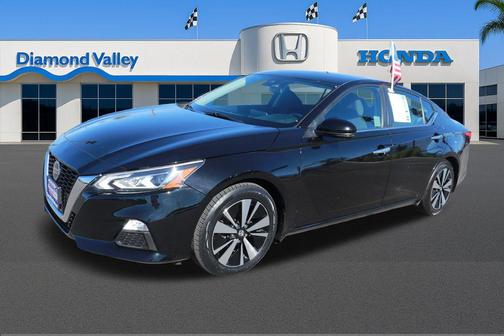 2022 Nissan Altima 2.5 SV