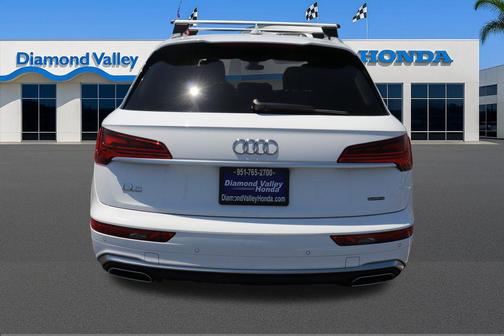 White 2024 Audi Q5 45 S line Premium Plus