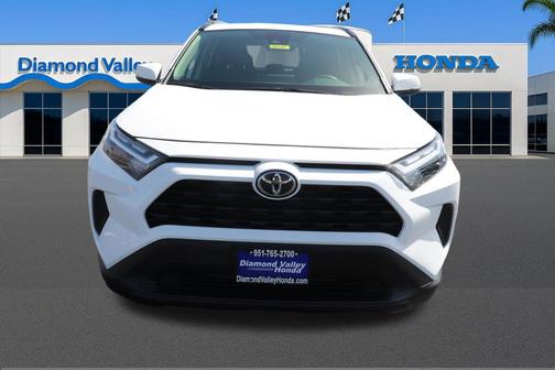 Ice 2025 Toyota RAV4 XLE