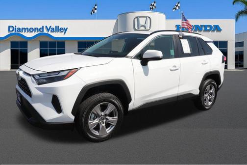 Ice 2025 Toyota RAV4 XLE