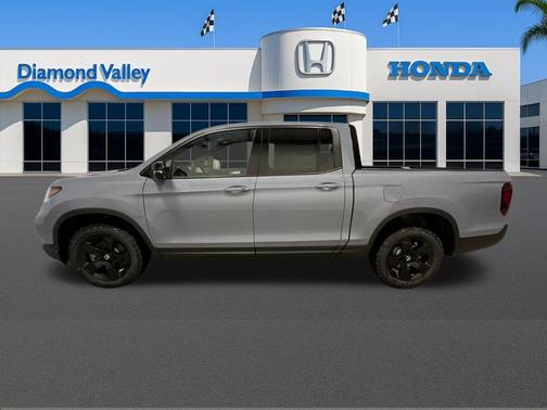 2025 Honda Ridgeline Black