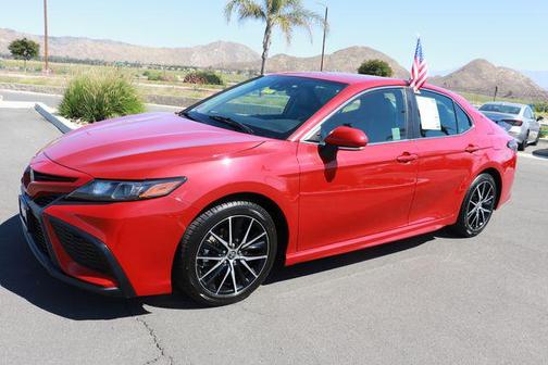 2023 Toyota Camry SE