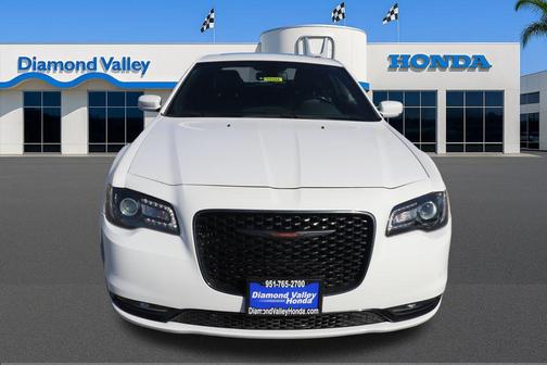2022 Chrysler 300 S