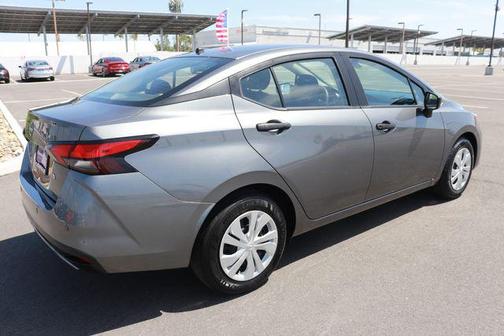 2024 Nissan Versa 1.6 S