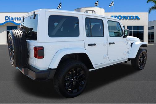 2024 Jeep Wrangler 4xe Sahara
