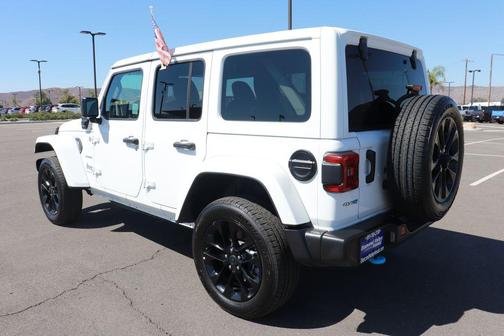 2024 Jeep Wrangler 4xe Sahara