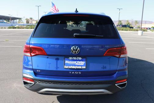 2024 Volkswagen Taos 1.5T SE