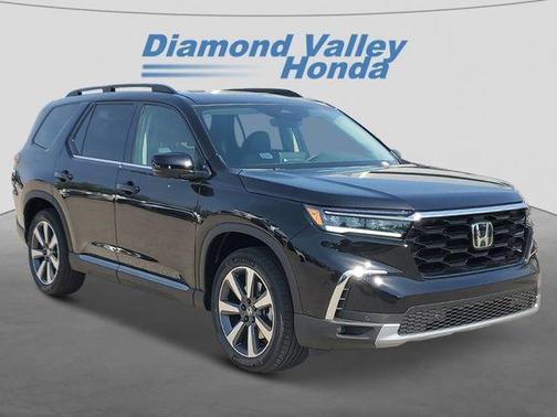 2025 Honda Pilot Touring 8-Passenger