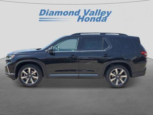 2025 Honda Pilot Touring 8-Passenger