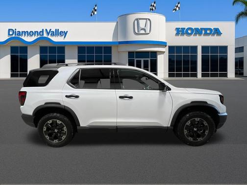 Platinum White Pearl 2026 Honda Passport AWD TrailSport Elite