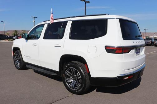 2024 Jeep Wagoneer Series II 4x2