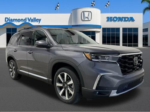 2025 Honda Pilot Touring 8-Passenger