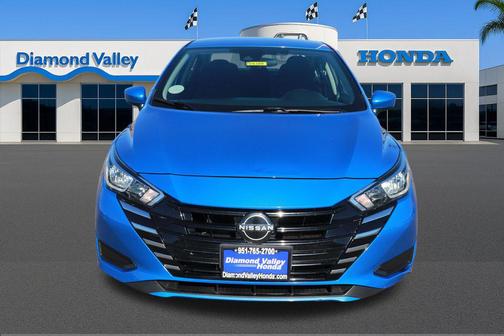 2023 Nissan Versa 1.6 SV